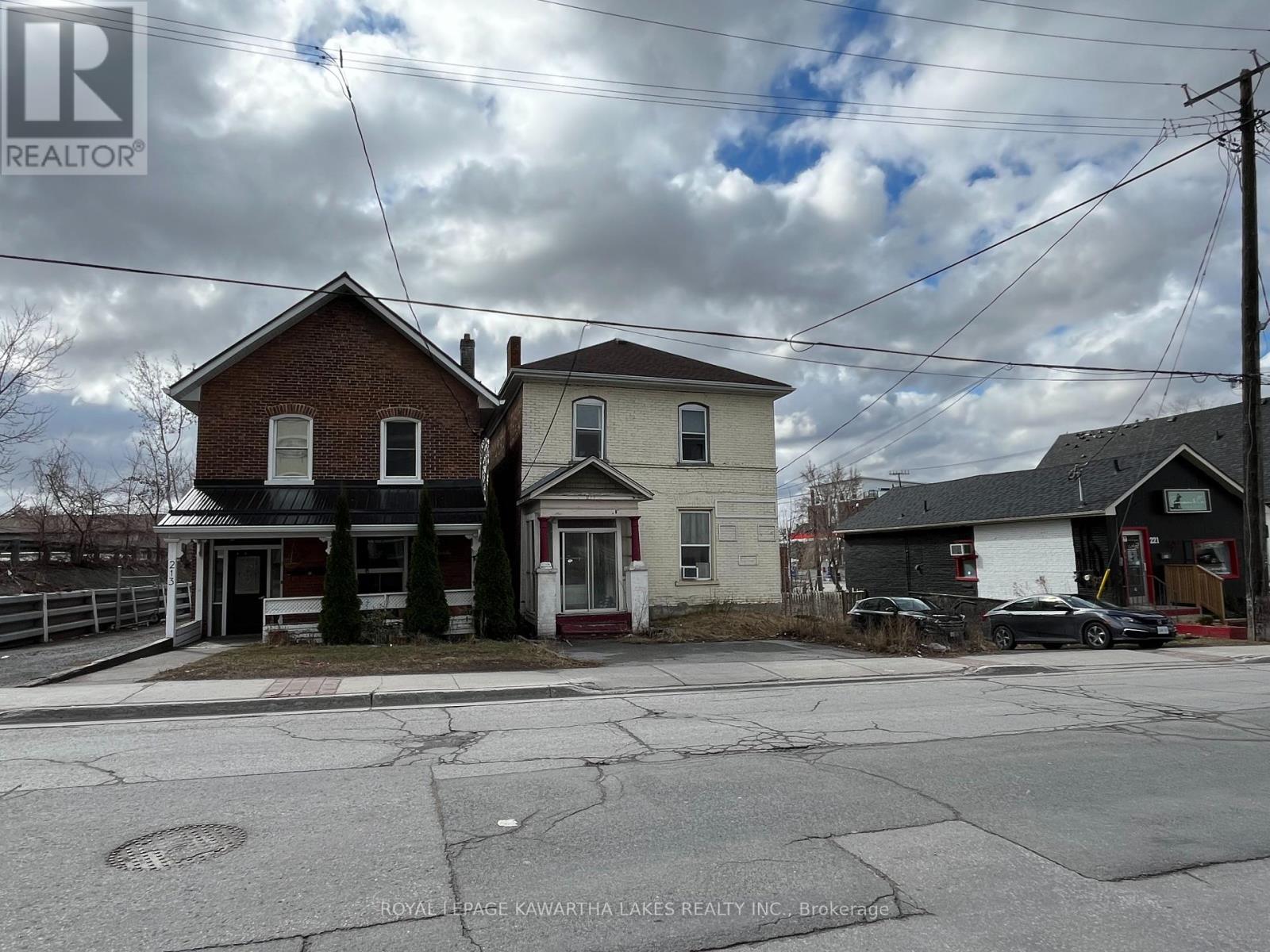 217 Brock Street, Peterborough (Downtown), Ontario  K9H 2P6 - Photo 4 - X8331862